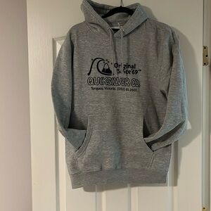 Quicksilver men’s light grey hoodie in size M